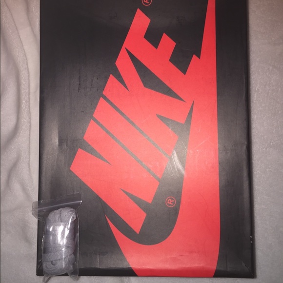 (SOLD) Air Jordan 1 Retro “Barons” - Picture 7 of 7